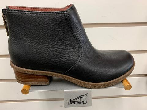 dansko steel toe